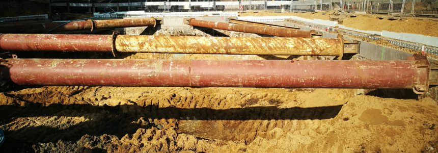 PURO HOTEL Kraków ściana szczelinowa